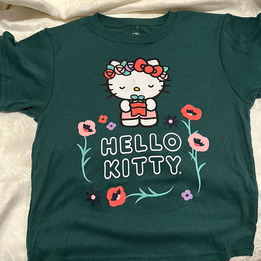 Hello kitty shirt size M juniors